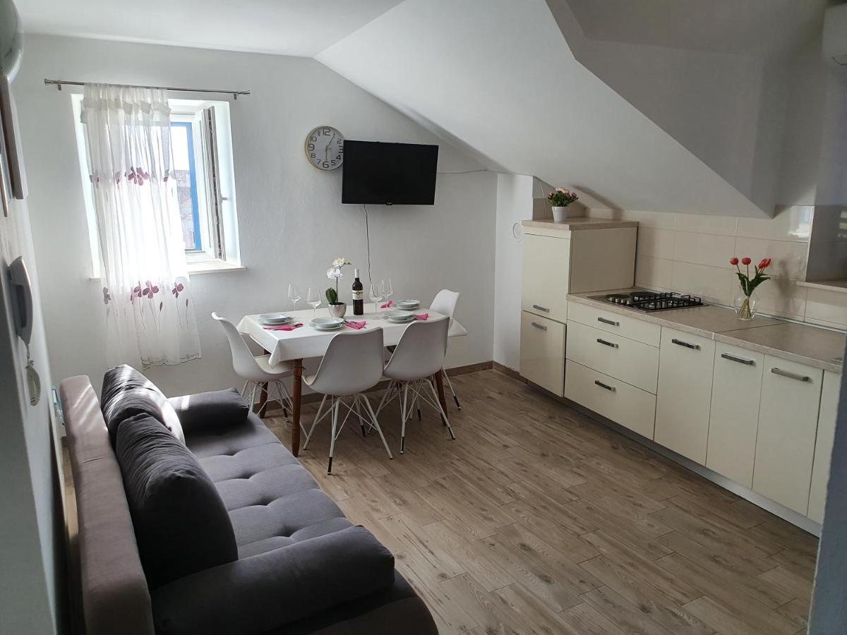 Apartaments Ukic Prvic Sepurine Exteriér fotografie