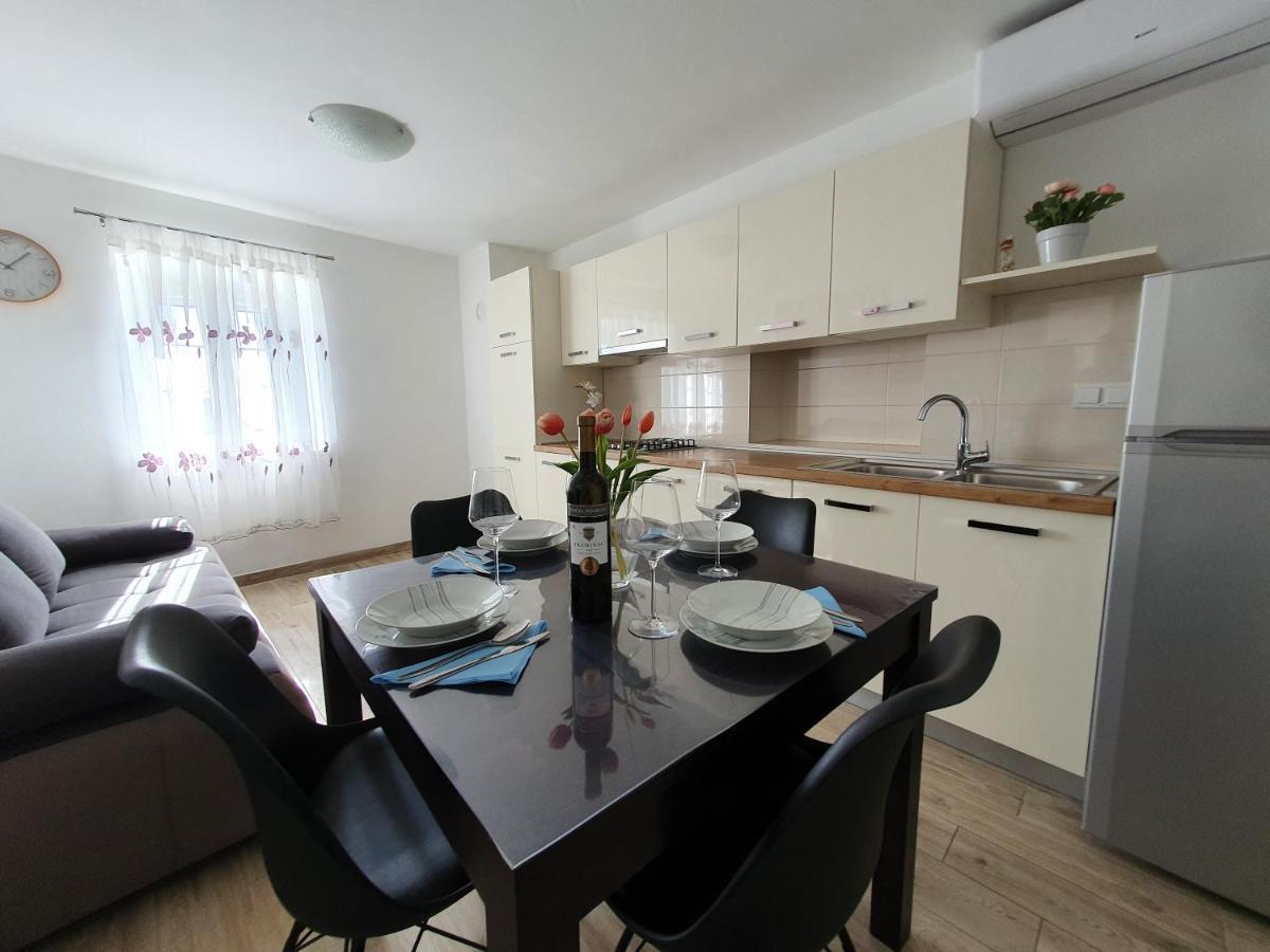 Apartaments Ukic Prvic Sepurine Exteriér fotografie